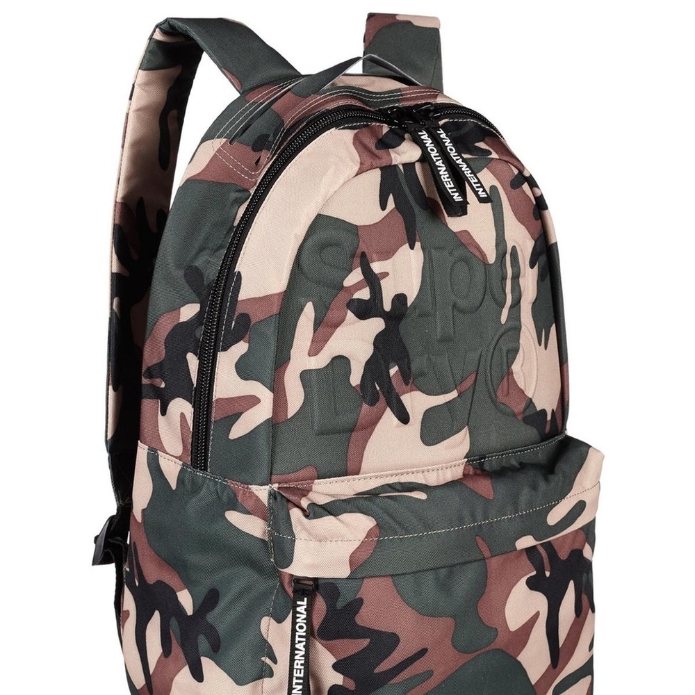 🎒🔥 SuperDry Backpack 🔥🎒 - Picture 3 of 3